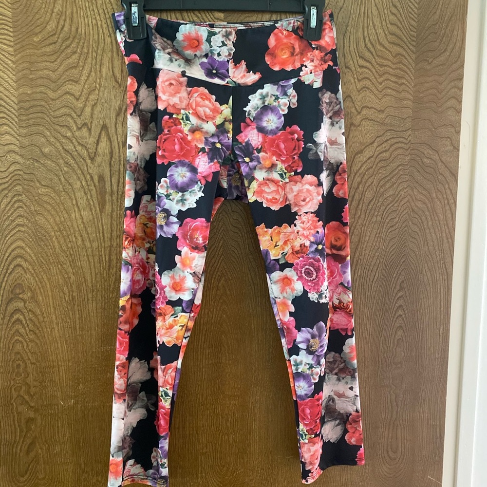 Onzie Leggings